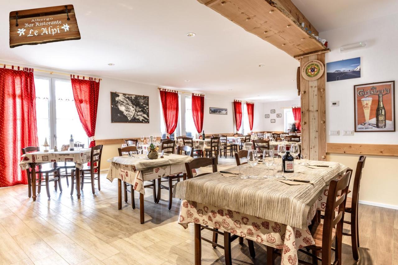 Albergo Ristorante Le Alpi La Frua Esterno foto